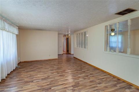 1802 Cheviot Hills Dr, Springfield, OH 45505 photo 17