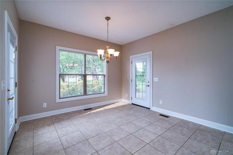3991 Shadowleaf Dr, Bellbrook, OH 45305 photo 12