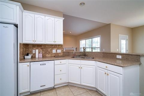 3991 Shadowleaf Dr, Bellbrook, OH 45305 photo 18