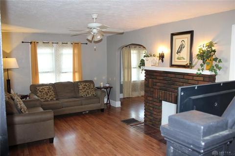 369 S Douglas Ave, Springfield, OH 45505 photo 6