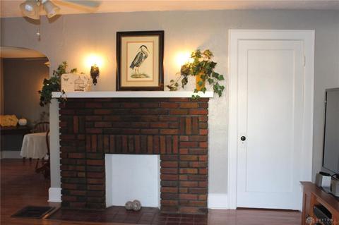369 S Douglas Ave, Springfield, OH 45505 photo 5