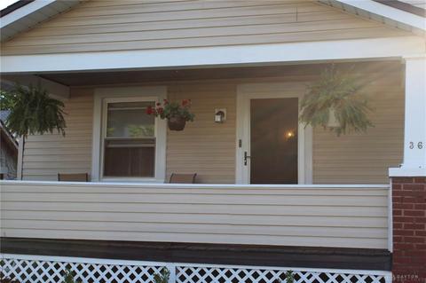 369 S Douglas Ave, Springfield, OH 45505 photo 2