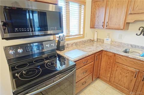 1754 E Dorothy Ln, Dayton, OH 45429 photo 9