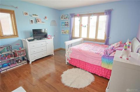 1754 E Dorothy Ln, Dayton, OH 45429 photo 12