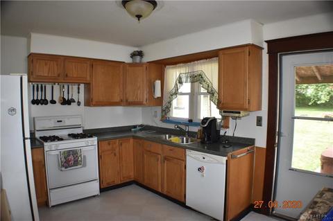 1180 Cherokee Dr, Springfield, OH 45506 photo 8