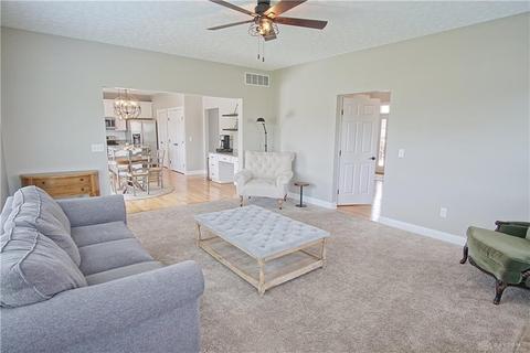 9274 Maxwells Xing, Dayton, OH 45458 photo 9