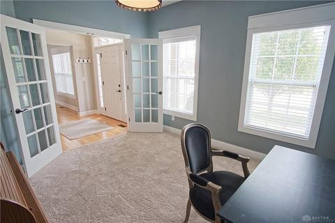 9274 Maxwells Xing, Dayton, OH 45458 photo 5