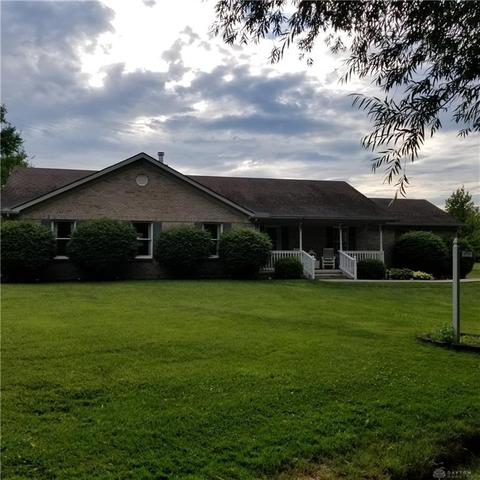 1573 Uplands Dr, Springfield, OH 45506 photo 1