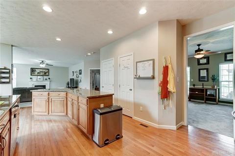 4910 James Madison Trl, Dayton, OH 45440 photo 11