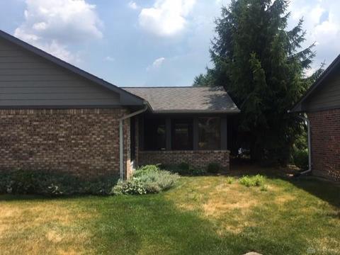3131 Lakeview Ct, Springfield, OH 45503 photo 2
