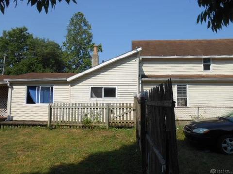 1361 Perry St, Springfield, OH 45504 photo 5