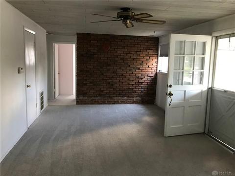 184 Doyle Ave, Brookville, OH 45309 photo 2