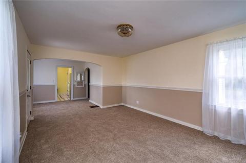 301 Tuttle Rd, Springfield, OH 45503 photo 11