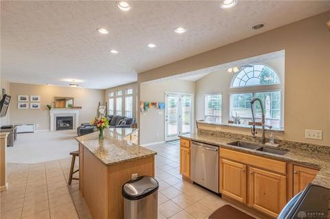 65 Harrison Ct, Springboro, OH 45066 photo 16