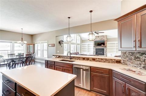 399 Windmere Dr, Troy, OH 45373 photo 18
