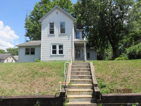 530 N Shaffer St, Springfield, OH 45504 photo 1
