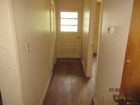 530 N Shaffer St, Springfield, OH 45504 photo 12
