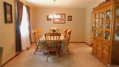 910 Maplecrest Dr, Troy, OH 45373 photo 9