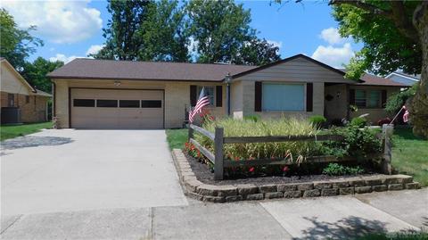 910 Maplecrest Dr, Troy, OH 45373 photo 1
