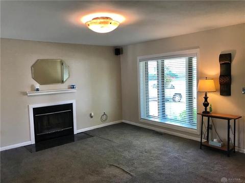 443 E 4th St, Franklin, OH 45005 photo 2