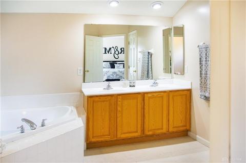 345 E Manor Dr, Springboro, OH 45066 photo 29