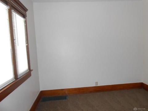 1130 Tibbetts Ave, Springfield, OH 45505 photo 5