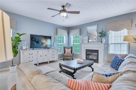 40 Kitty Hawk Dr, Springboro, OH 45066 photo 9
