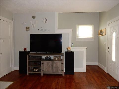 746 E Circle Dr, Dayton, OH 45403 photo 6