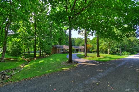 7807 Sunrise Dr, Springfield, OH 45502 photo 4