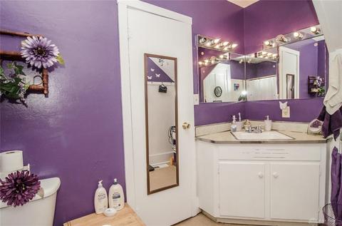 407 E Main St, Centerville, IN 47330 photo 11