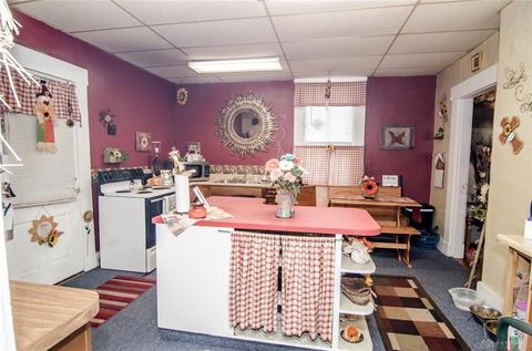407 E Main St, Centerville, IN 47330 photo 9