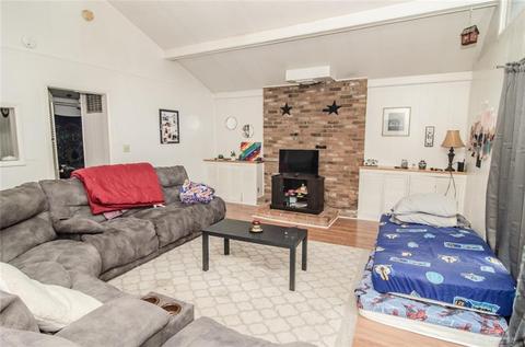 407 E Main St, Centerville, IN 47330 photo 19