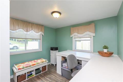 1000 Spruce Dr, Springfield, OH 45504 photo 9