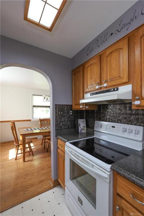 1000 Spruce Dr, Springfield, OH 45504 photo 6