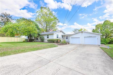 1000 Spruce Dr, Springfield, OH 45504 photo 2