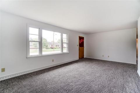 1006 Robin Rd, Springfield, OH 45503 photo 6