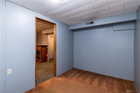 1371 Ridgeway Dr, Springfield, OH 45506 photo 30