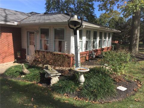 1609 Shadeland Dr, Springfield, OH 45503 photo 5