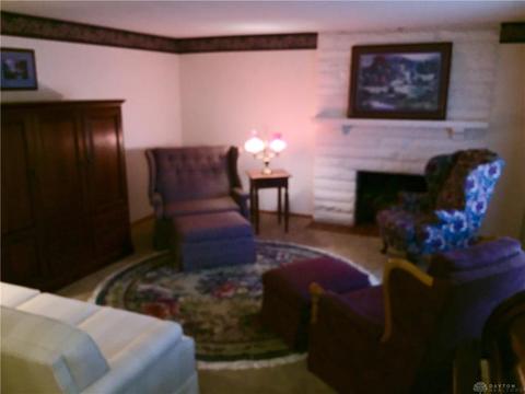1609 Shadeland Dr, Springfield, OH 45503 photo 8