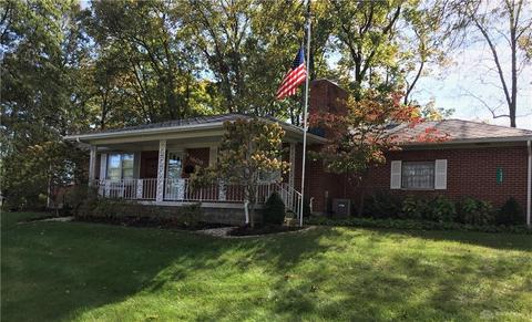 1609 Shadeland Dr, Springfield, OH 45503 photo 4