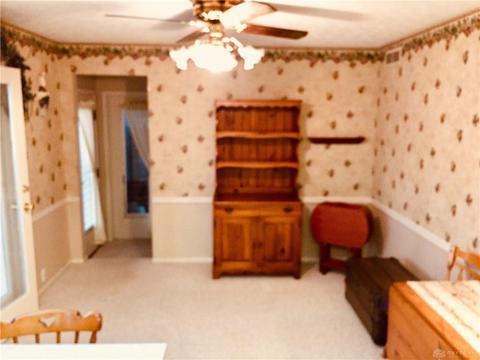 1609 Shadeland Dr, Springfield, OH 45503 photo 7