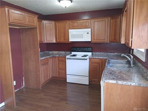 320 S Brandon Ave, Celina, OH 45822 photo 9