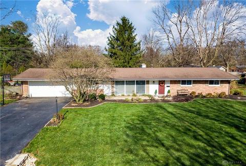 4014 Eckworth Dr, Bellbrook, OH 45305 photo 1