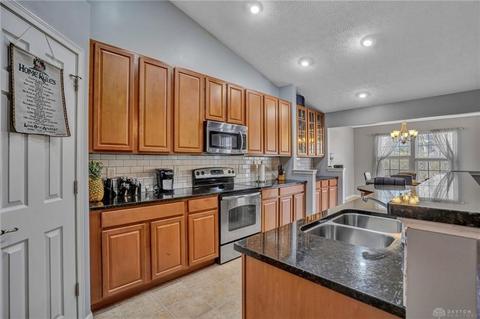 1735 Eagle Ct, Fairborn, OH 45324 photo 8