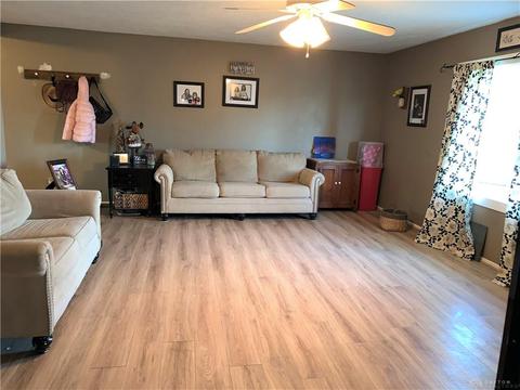 1433 Marinette Dr, Springfield, OH 45503 photo 4