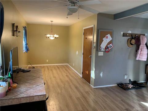 1433 Marinette Dr, Springfield, OH 45503 photo 5