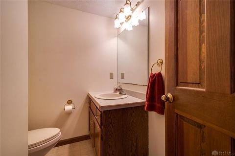 4723 Echo Hills Ave, Springfield, OH 45502 photo 9