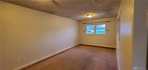3129 Nantucket St, Springfield, OH 45503 photo 9