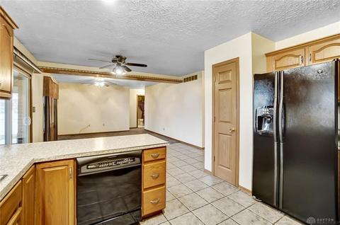 751 Old Harshman Rd, Riverside, OH 45431 photo 12