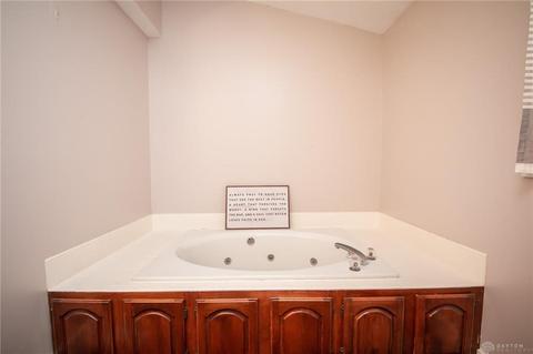 10 Fairfield Ct, Springboro, OH 45066 photo 31